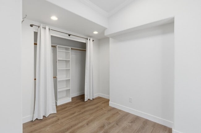 Photo - 8894 Indiana Ave