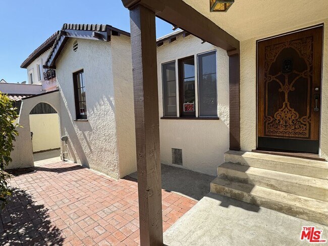 Photo - 10529 Clarkson Rd