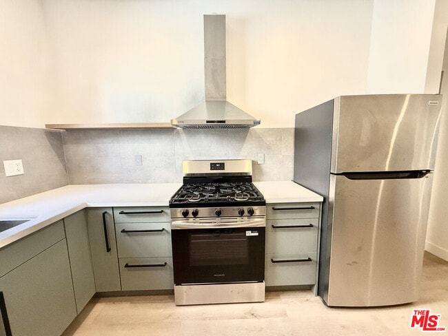 Photo - 1246 N Formosa Ave