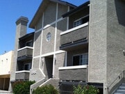 Photo - Vanowen Manor