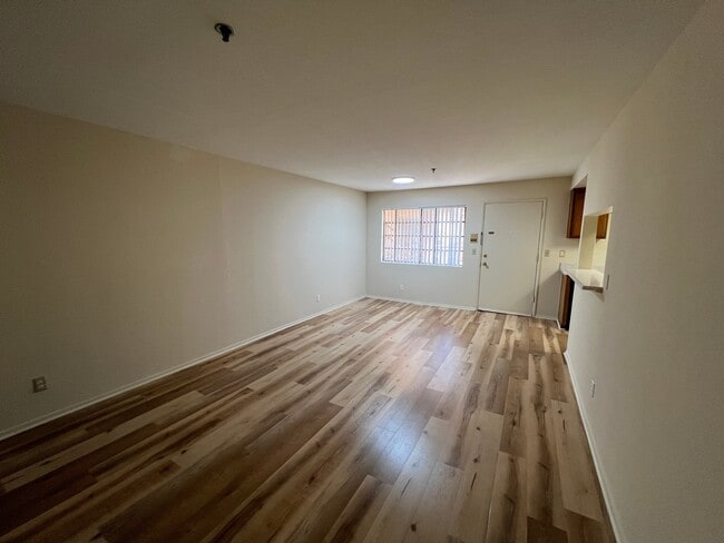 Photo - 1517 Rock Glen Ave Unit 210