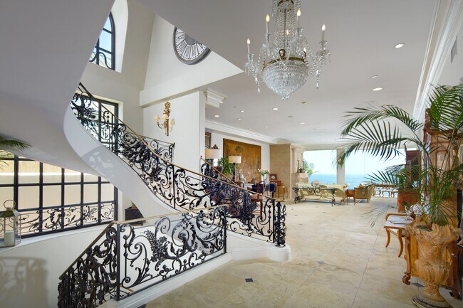 Photo - 18 Breakers Isle