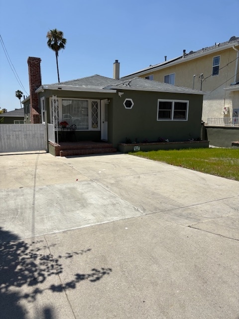 Photo - 10715 Helendale Ave