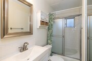 1 BR, 1BA - 750SF - Bathroom - 1438 10th St