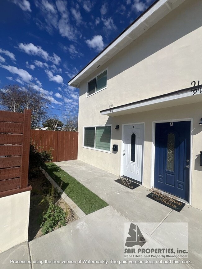 Photo - 916 Delaware St Unit 914 B