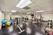 Photo - 4501 Cedros Ave Unit 135