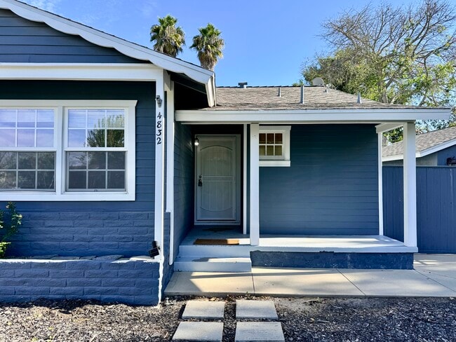 Photo - 4832 Maureen Ln