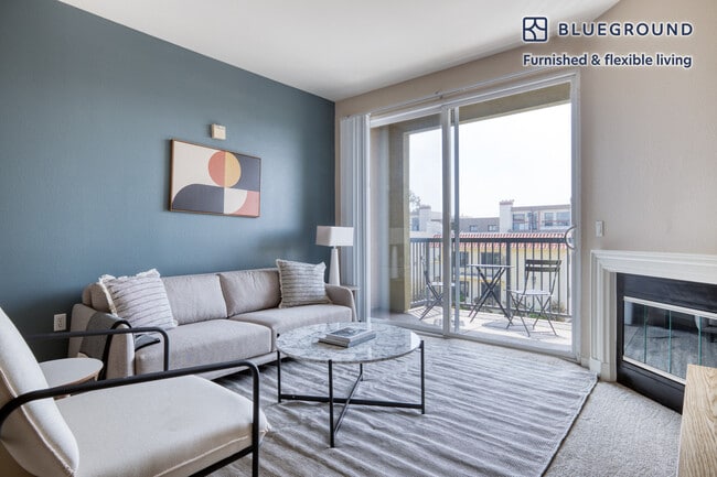 Building Photo - 8700 Pershing Dr Unit SI FL3-ID845