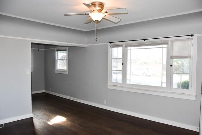 Photo - Palm (817-819) Unit Palm (819) East