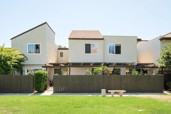 Front - 9595 Easter Way Townhome