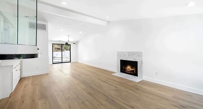 Photo - 17163 Clemons Dr