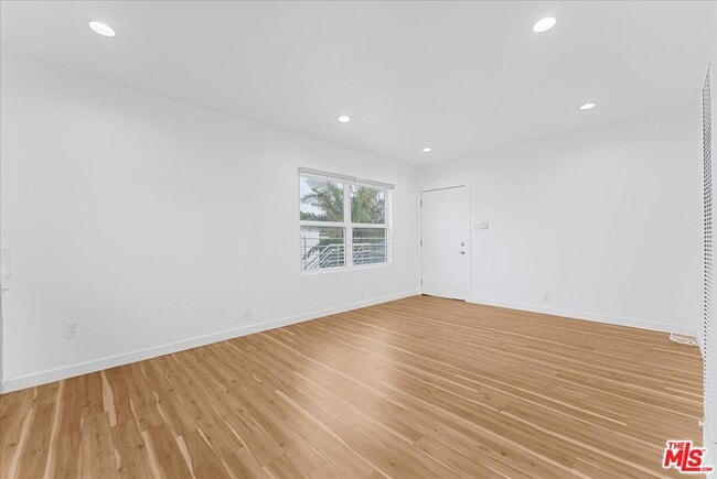 Photo - 2948 Exposition Blvd Unit 8