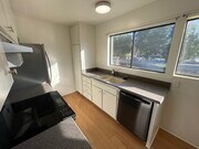 Photo - 160 Streamwood Unit 160 Streamwood