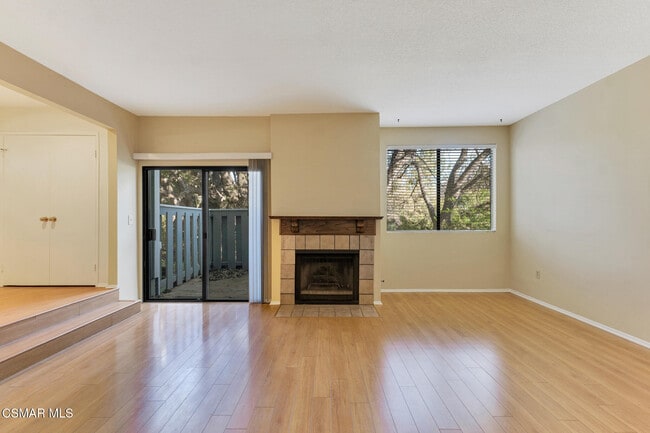 Photo - 29111 Thousand Oaks Blvd