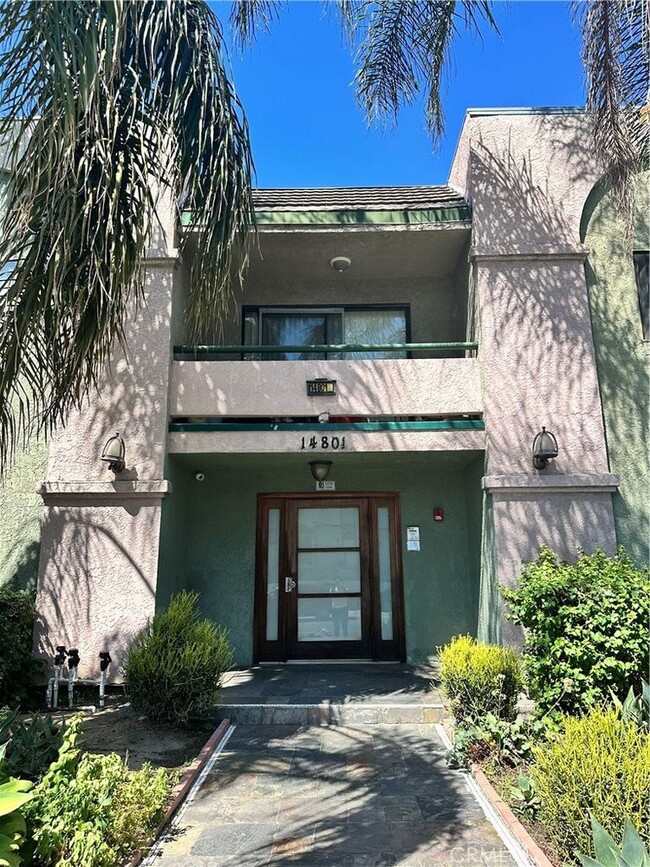Building Photo - 14801 Nordhoff St Unit 14801 Rental