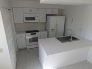 Photo - 72564 Edgehill Dr