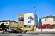 Photo - 11639 Burbank Blvd Townhome