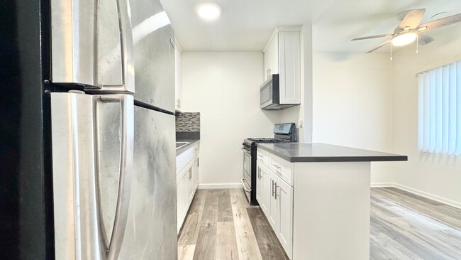 Building Photo - 210 S Coronado St Unit 10 Rental
