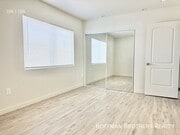 Photo - 626 E Arbor Vitae St Unit A