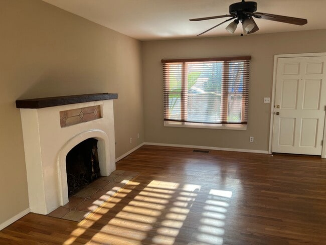 Photo - 3 Bedroom Home