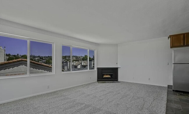 Photo - 860 Turquoise St