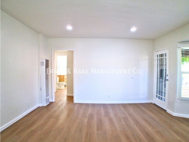 Photo - 358 E Sunset St