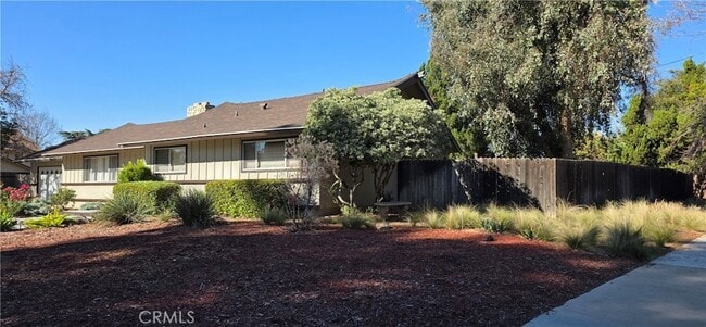 Photo - 129 Sunridge Way