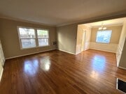 Photo - 10620 Holman Ave