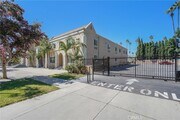 Photo - 14335 Hamlin St Condo Unit 14335
