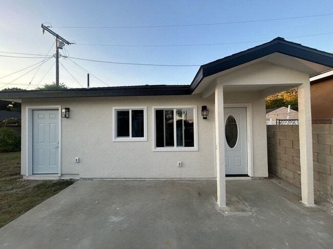 Photo - 14715 Flomar Dr House