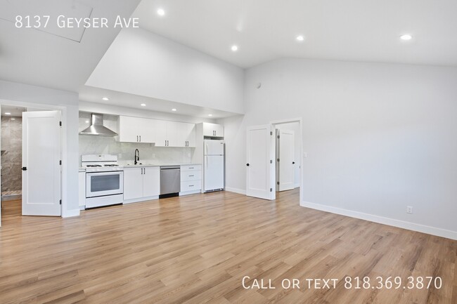 Photo - 8137 Geyser Ave