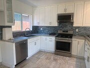Photo - 10547 Hayvenhurst Ave