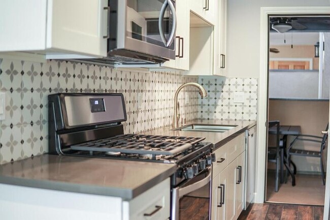 Photo - 1803 E Chevy Chase Dr Unit 1