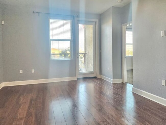 Photo - 12842 Palm St