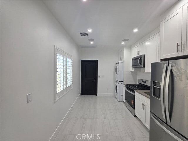 Building Photo - 9523 Stanwin Ave