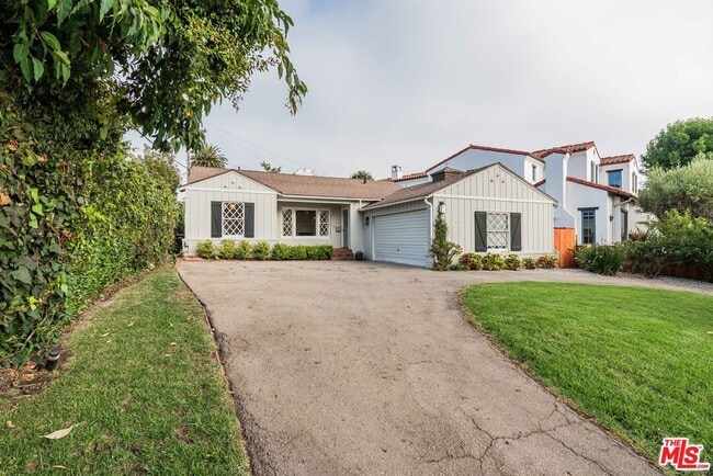 Photo - 574 N Almar Ave House