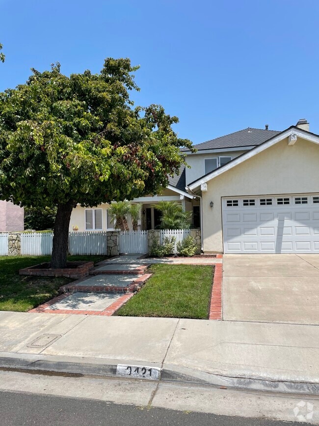 Building Photo - 9421 Gateshead Dr Rental