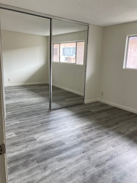 Photo - 5736 Lexington Ave Unit 3B