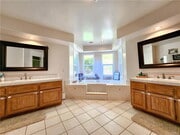 Photo - 23747 Oakfield Rd