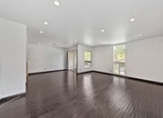 Photo - 5650 Cambridge Way Unit 2