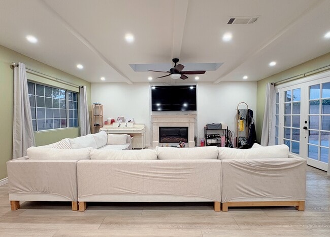 Photo - 10322 Barbara Anne St