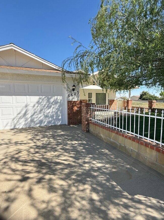 Photo - 5603 W Avenue M2