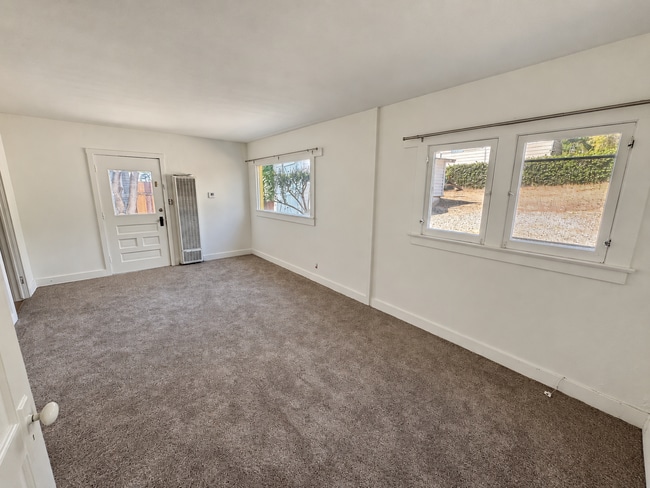 Photo - 1339 E Santa Clara St Unit 1339