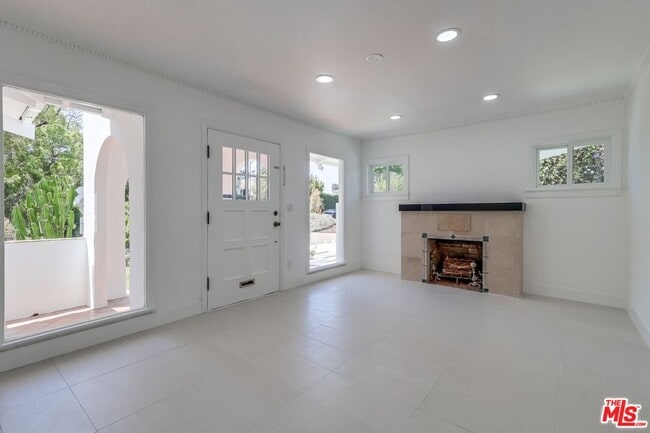 Photo - 1318 S Longwood Ave