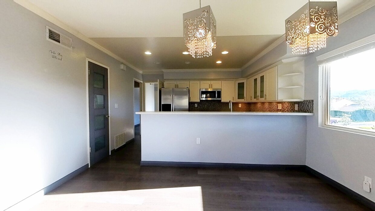 3D Tour - 2830 Lakeridge Ln