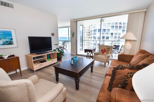 Photo - 1730 Avenida Del Mundo Unit 806