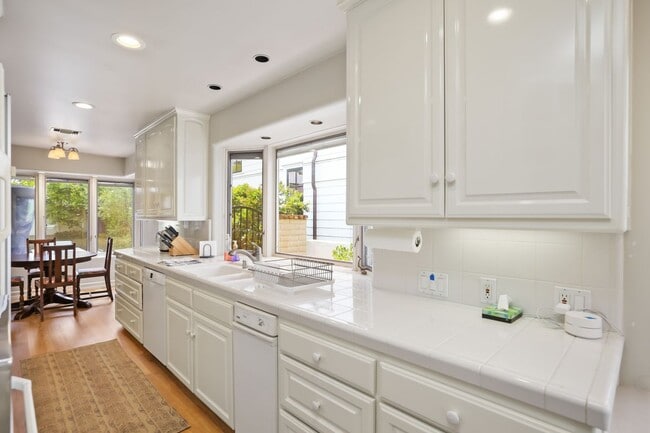 Photo - 308 Orchid Ave