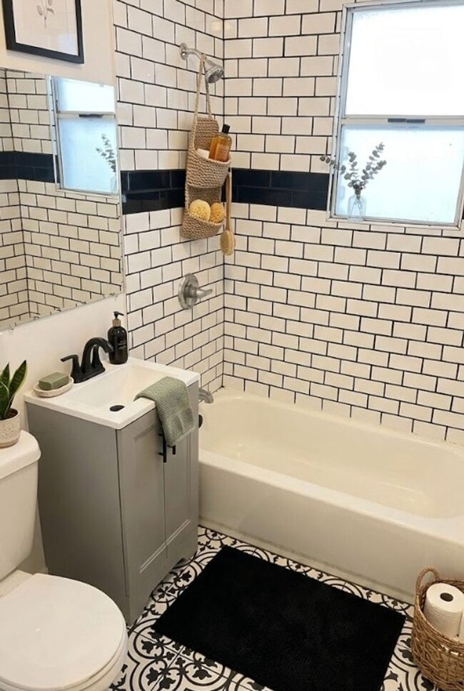 Photo - 7118 W Willoughby Ave Unit #7120