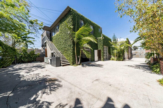 Photo - 4870 W Adams Blvd Unit # 0.5