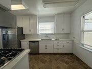 Photo - 9054 Farm St